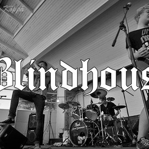 “blindhouse”的封面