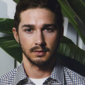 “Shia LaBeouf”的封面