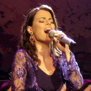 Ana Paula Valadão photo provided by Last.fm