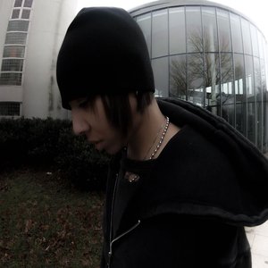 Bapari 的头像