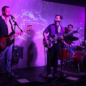 The Upstart Crows 的头像