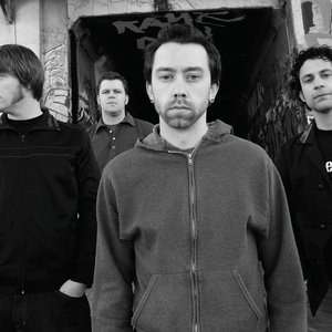 Rise Against ft. Emily Schambra 的头像