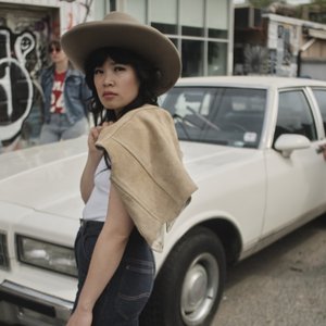 Nicolette & The Nobodies 的头像
