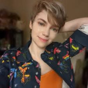 Emma Thorne 的头像