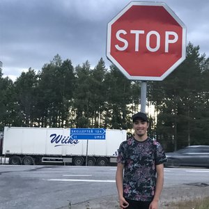 STOP
