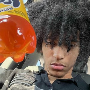 Sadbabygothgoon 的头像