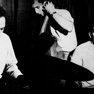 Rio 65 Trio 的头像