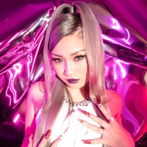Lana 的头像