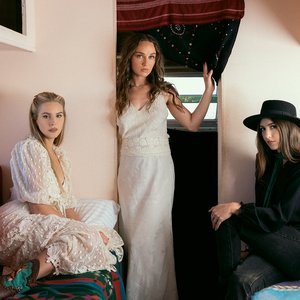 Lana Del Rey, Zella Day, Weyes Blood 的头像