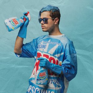 conspiracy theory (Deluxe Edition)
