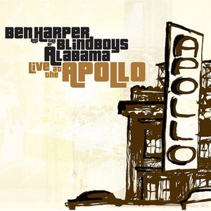 “Live at the Apollo”的封面