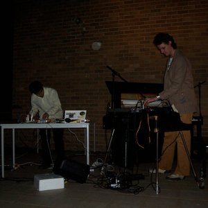 Adrian Klumpes & Shoeb Ahmad 的头像