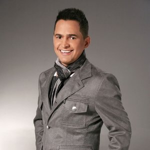 Jorge Celedon のアバター