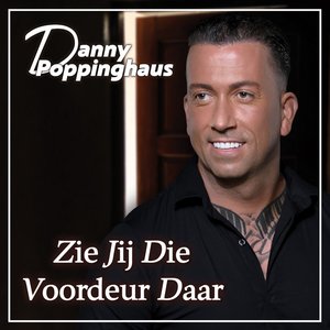 Zie Jij Die Voordeur Daar