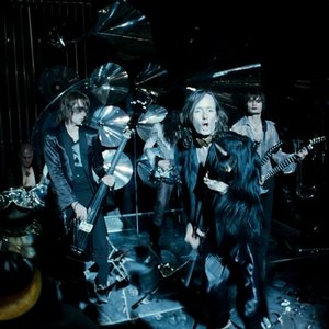 Jarvis Cocker, Jason Buckle, Jonny Greenwood, Phil Selway, Steve Claydon & Steve Mackey 的头像