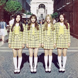 Imagem de 'LOOΠΔ / yyxy'