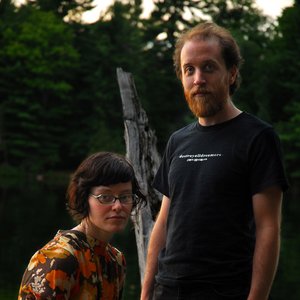 Aidan Baker & Leah Buckareff 的头像