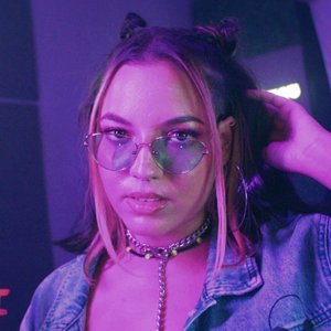 Tállia 的头像