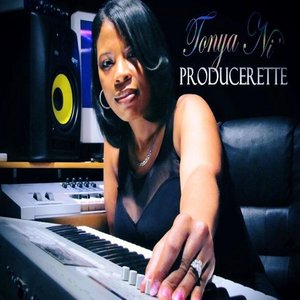 Tonya Ni' the Producerette On the Set