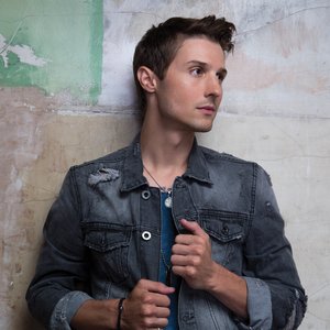 Ryan Follese のアバター