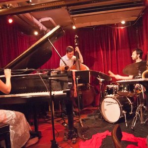 Jen Shyu & Jade Tongue 的头像