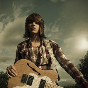 5 Years And Counting のアバター