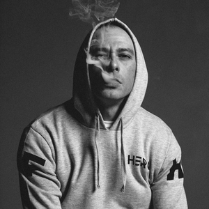 Fabri Fibra photo provided by Last.fm