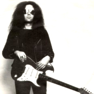 Larry Wallis photo provided by Last.fm