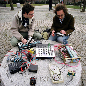 Isan photo provided by Last.fm