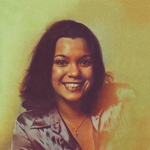 Ella Del Rosario için avatar