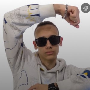 Azimov 的头像