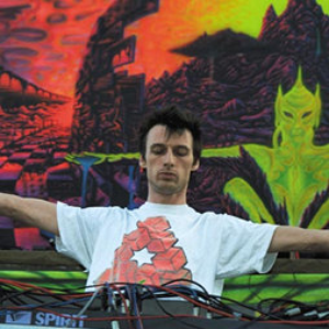 Man With No Name photo provided by Last.fm