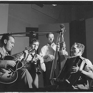 Joe Mooney Quartet 的头像