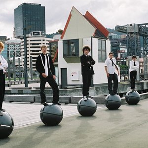 Charm School Rejects 的头像