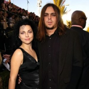 Broken ft. Amy Lee — Seether (feat. Amy Lee) 