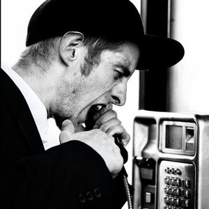 “Lewis Insight Rhymes”的封面