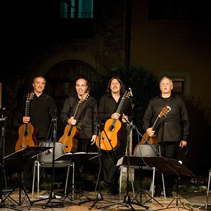 Guitalian Quartet 的头像