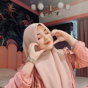 Mira Putri 的头像