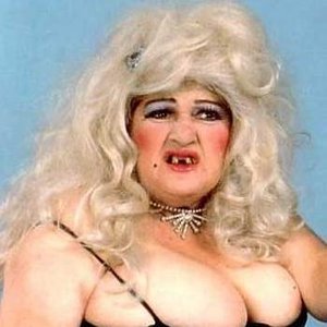 Edith Massey & The Evidence 的头像