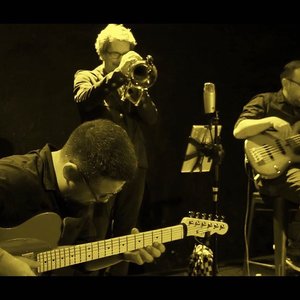 Agua Dulce Ensamble 的头像