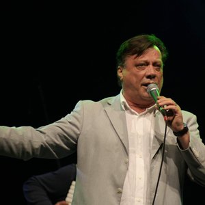 Halid Bešlić 的头像