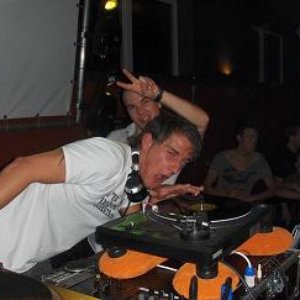 Dizmaster 的头像