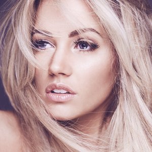 Samantha Jade 的头像
