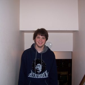 Andrew Lowden 的头像