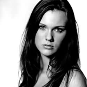 Flesh & Bones photo provided by Last.fm