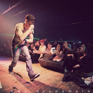 Chris Webby 的头像