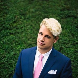 Milo Yiannopoulos, Breitbart News 的头像