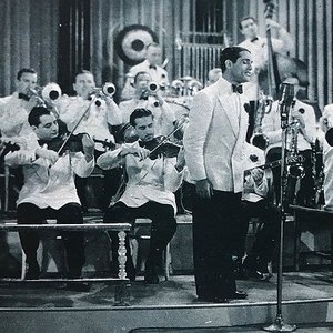 Al Bowlly & His Orchestra 的头像