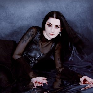 Avatar for Nadia Vang
