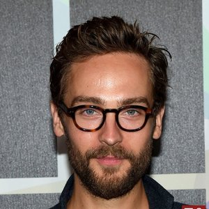 Tom Mison 的头像